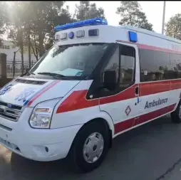 柳州市救护车转运/长途跨省市返乡拉回家/危重病人租赁价格收费用